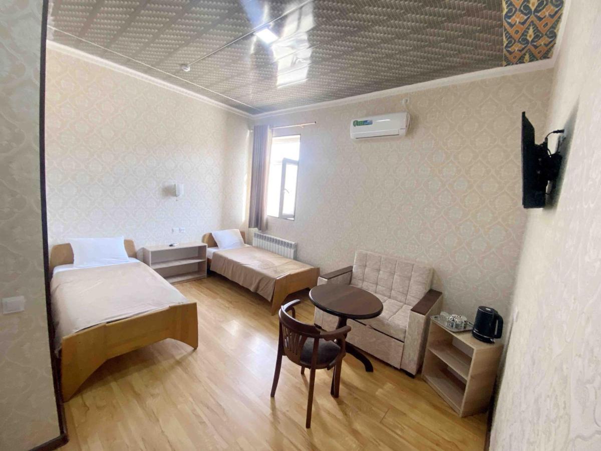 Polvon Ota Hotel Chiva Exteriör bild